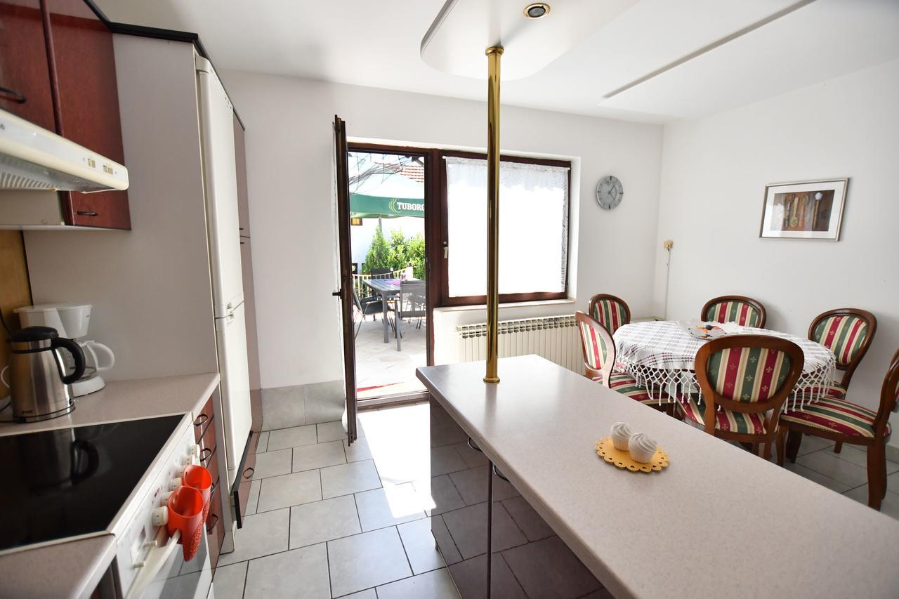 Villa Mina Kladovo, 5-Bedroom Villa With Pool For Up To 12 People Kültér fotó